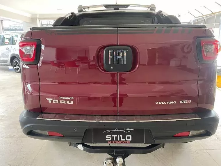 Fiat Toro Vermelho 12