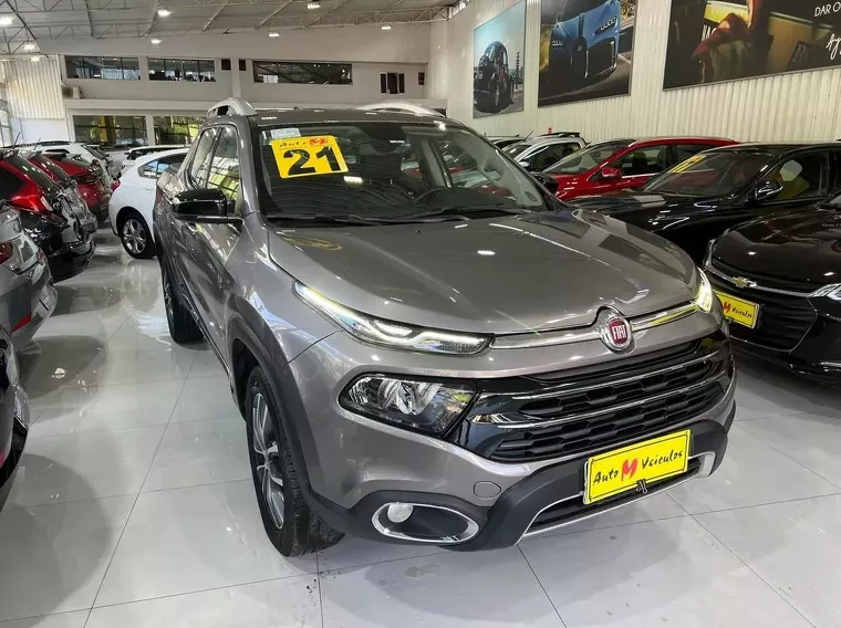 Fiat Toro Cinza 11