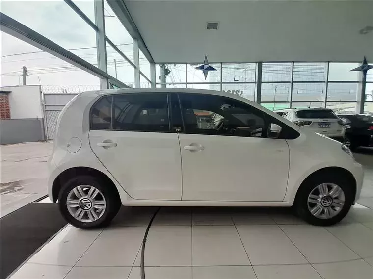 Volkswagen UP Branco 4