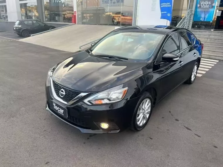 Nissan Sentra Preto 14