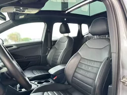 Volkswagen Taos