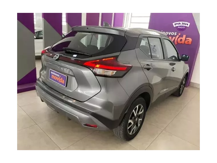 Nissan Kicks Cinza 7