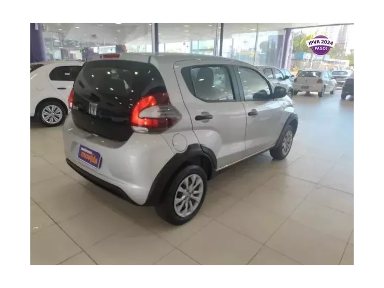 Fiat Mobi Prata 3