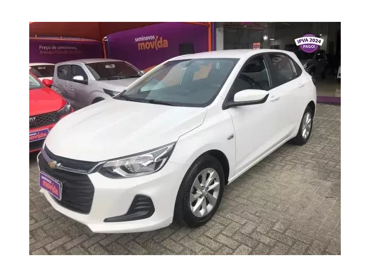 Chevrolet Onix Branco 7