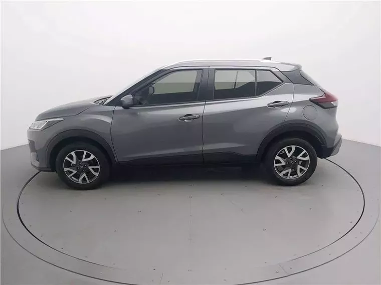 Nissan Kicks Cinza 17