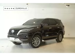 Toyota Hilux SW4
