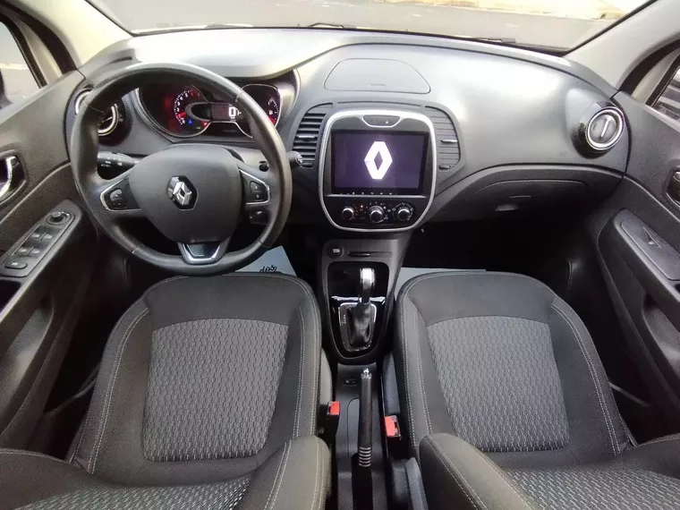 Renault Captur Bege 4