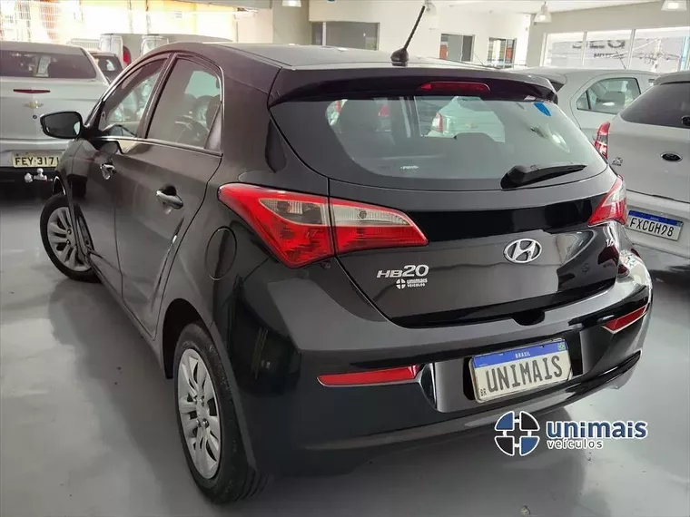 Hyundai HB20 Preto 3