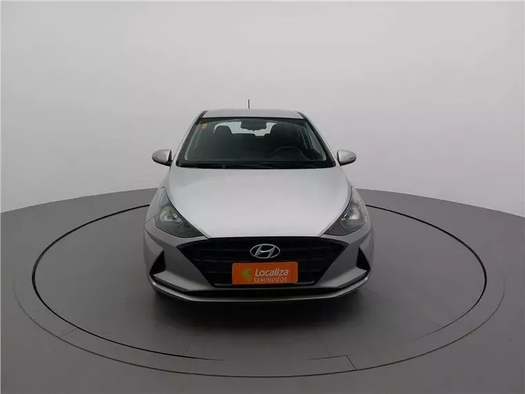 Hyundai HB20 Prata 15