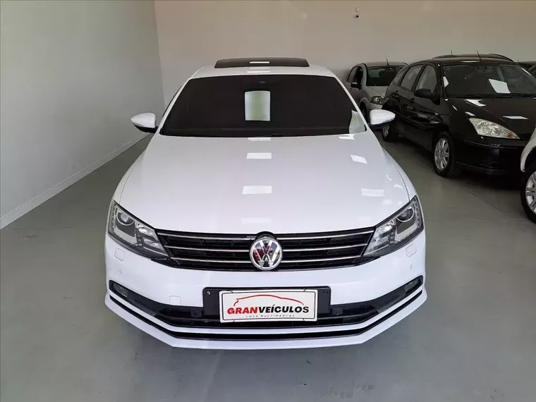 Volkswagen Jetta Branco 1