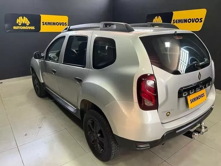 Renault Duster Prata 7