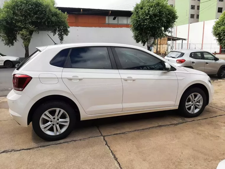 Volkswagen Polo Hatch Branco 8