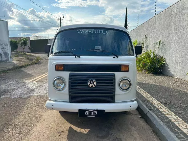 Volkswagen Kombi Branco 3