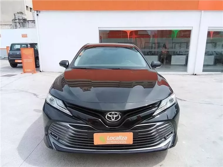 Toyota Camry Preto 8