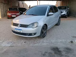 Volkswagen Polo Sedan