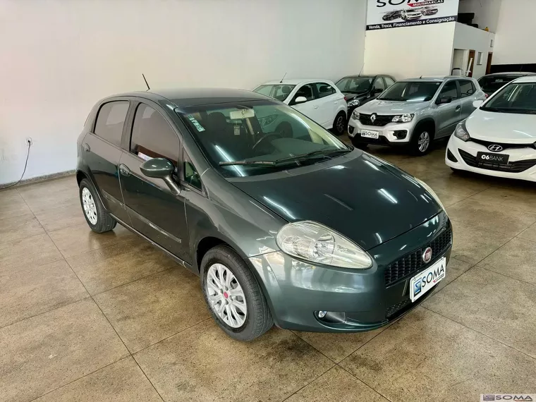 Fiat Punto Cinza 1