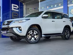 Toyota Hilux SW4