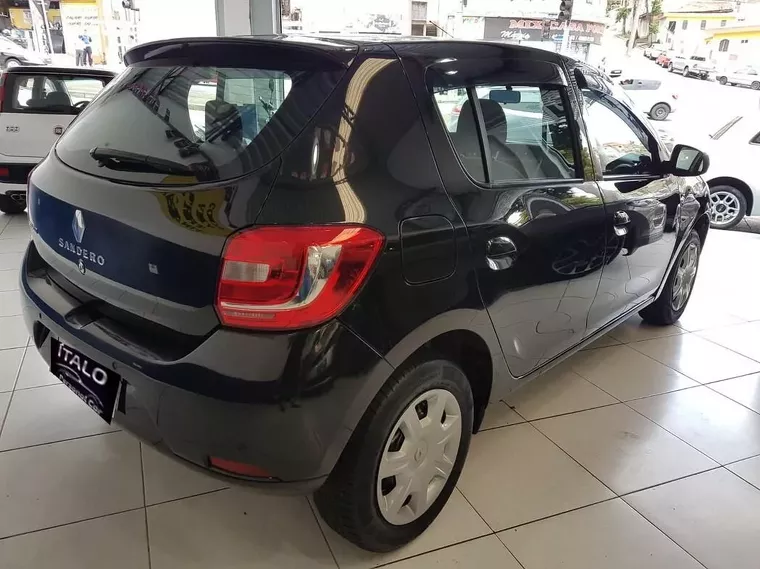 Renault Sandero Preto 11