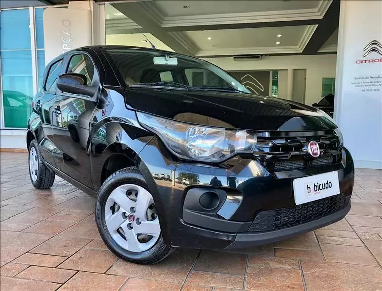 Fiat Mobi Preto 3