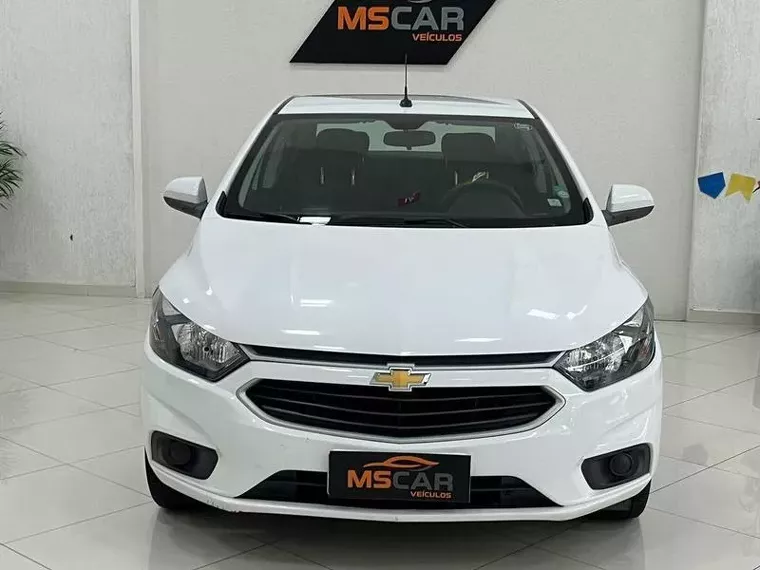 Chevrolet Prisma Branco 2