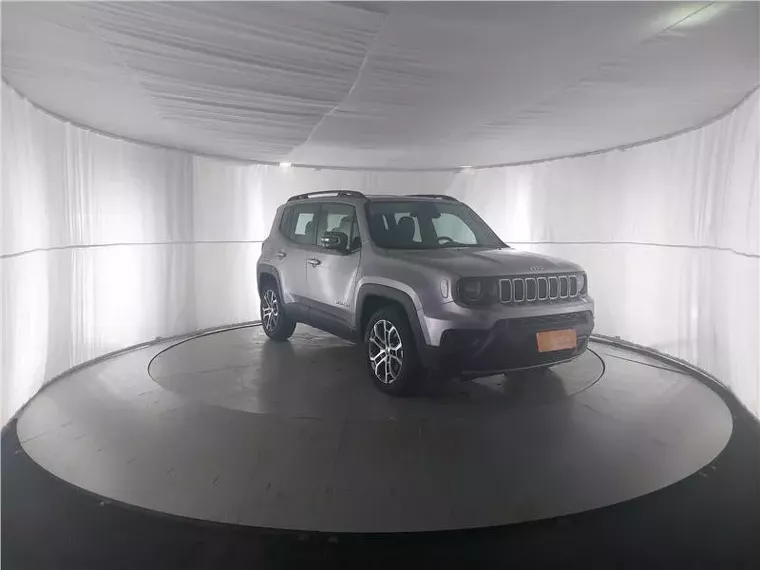 Jeep Renegade Prata 17