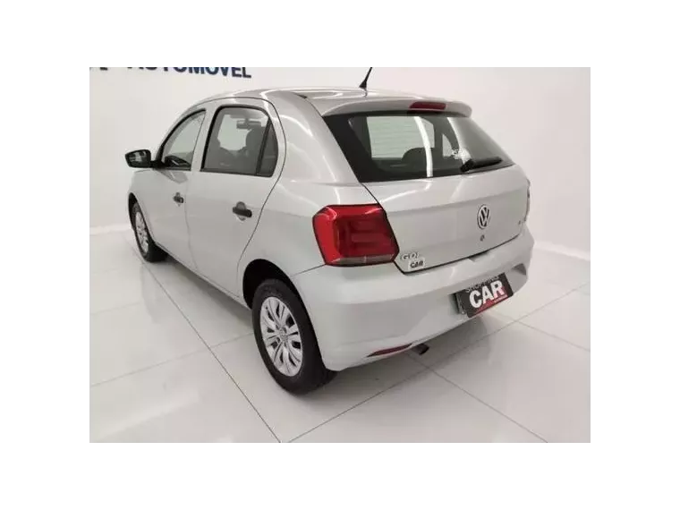 Volkswagen Gol Prata 2