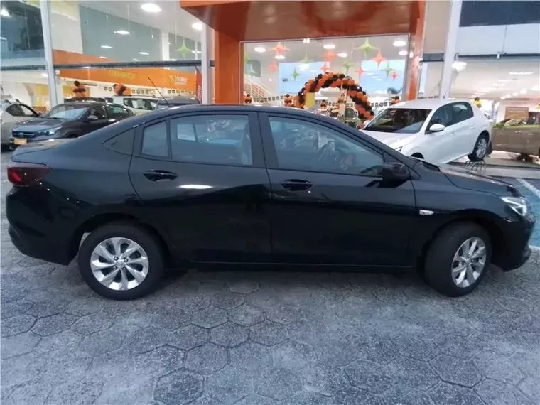 Chevrolet Onix Preto 9