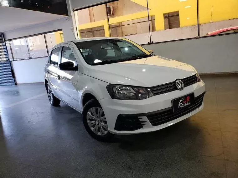 Volkswagen Gol Branco 10