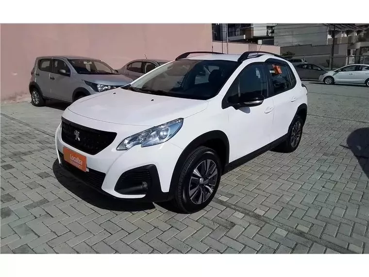 Peugeot 2008 Branco 4