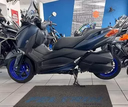 Xmax