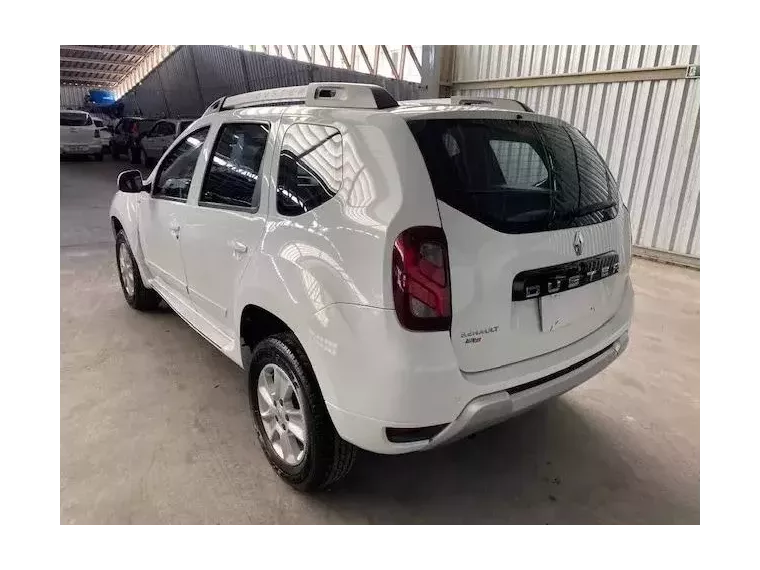 Renault Duster Branco 7