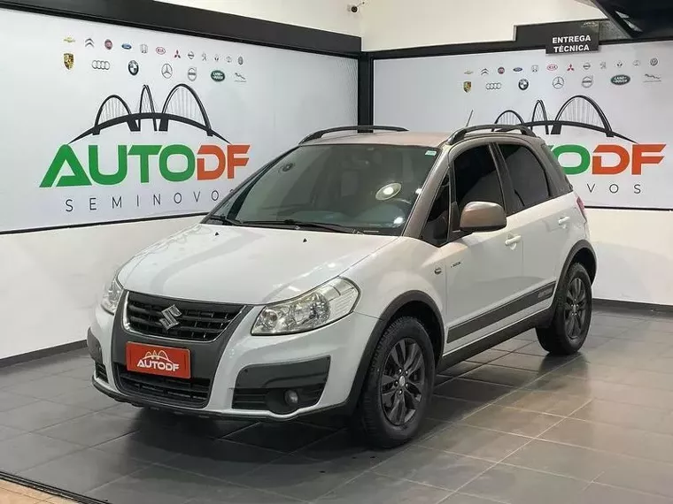 Suzuki SX4 Branco 13