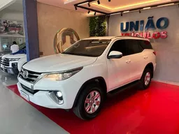 Toyota Hilux SW4