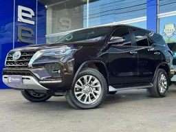 Toyota Hilux SW4