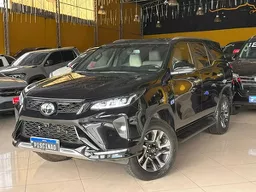 Toyota Hilux SW4