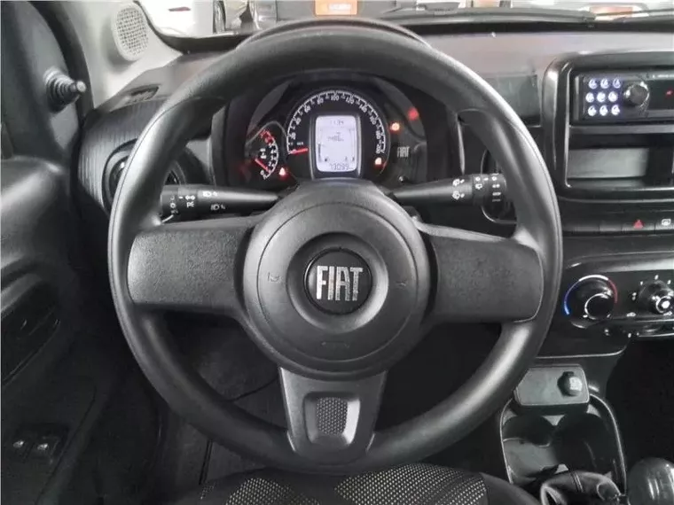 Fiat Mobi Prata 4