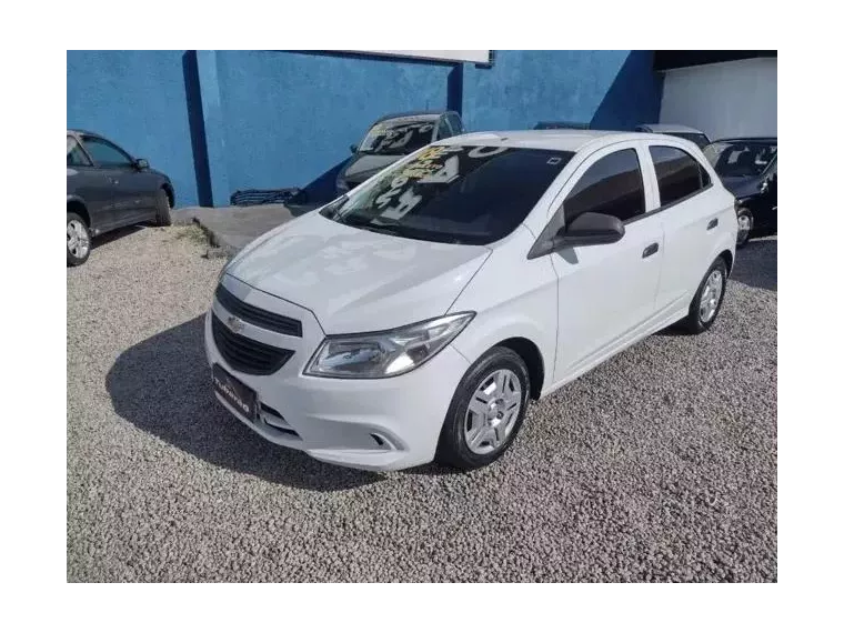 Chevrolet Onix Branco 1