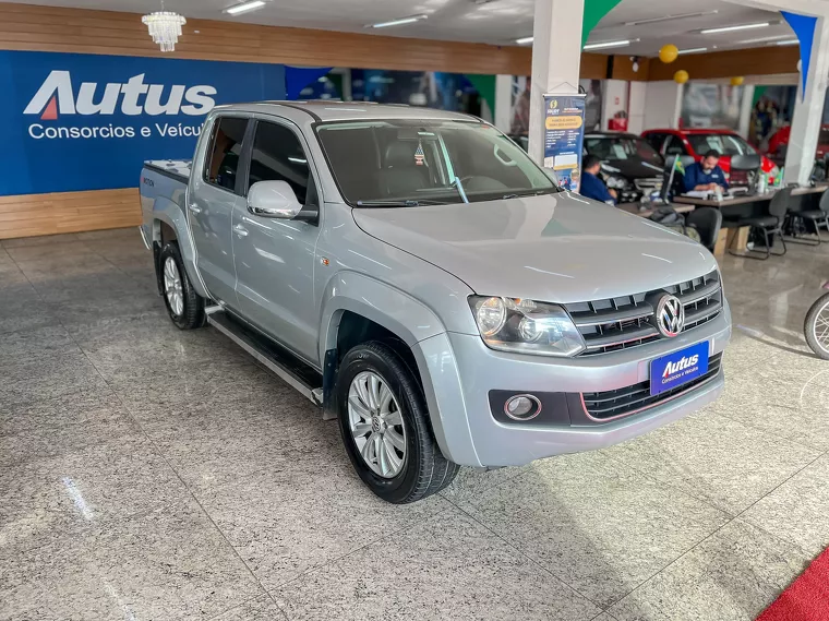 Volkswagen Amarok Prata 9