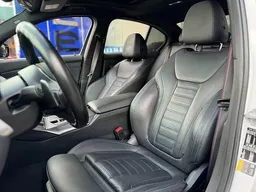BMW 330e