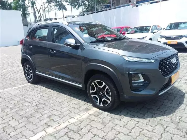 Chery Tiggo 3X Cinza 2