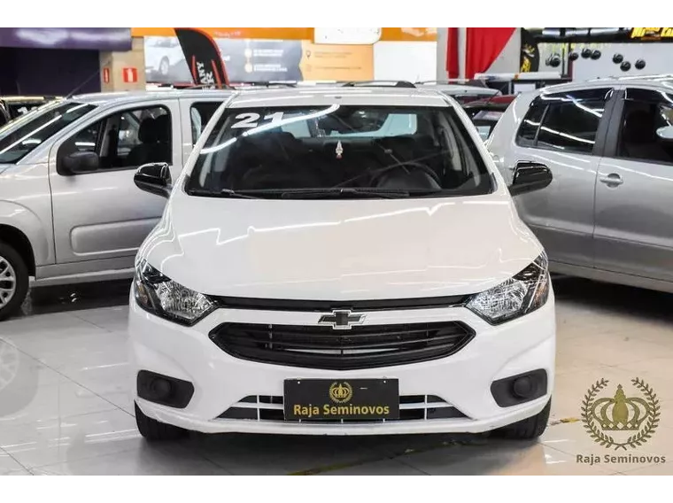 Chevrolet Onix Branco 13