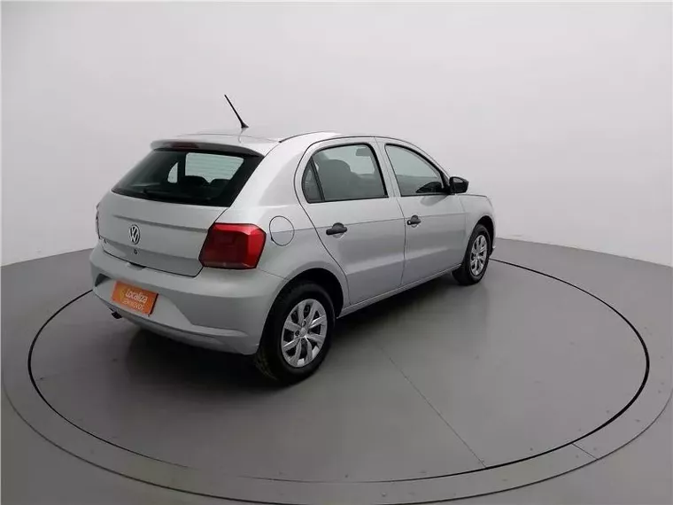 Volkswagen Gol Prata 10