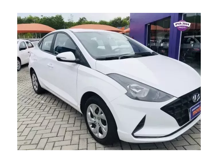 Hyundai HB20S Branco 4