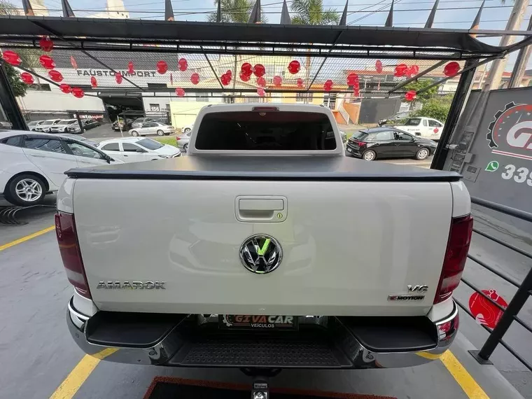 Volkswagen Amarok Branco 10