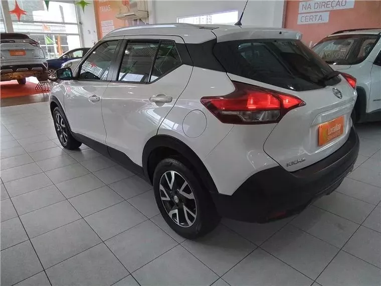 Nissan Kicks Branco 4