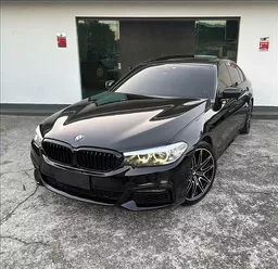 BMW 530i