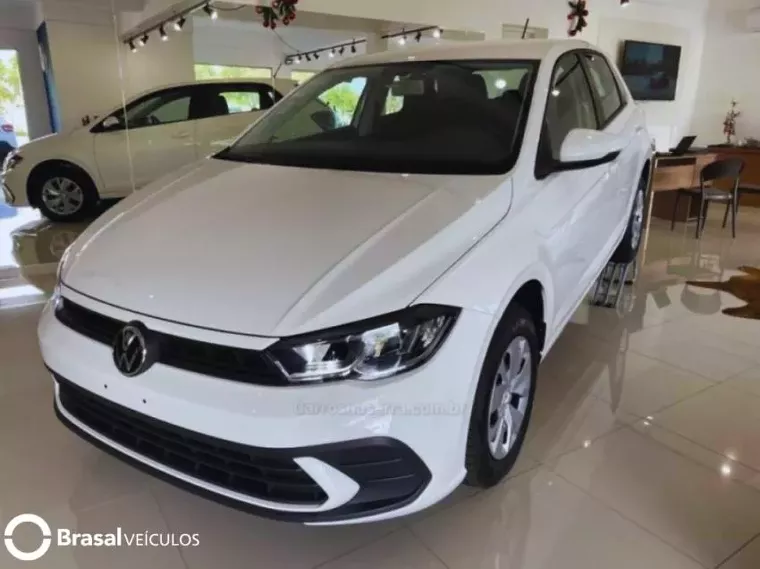 Volkswagen Polo Hatch Branco 13