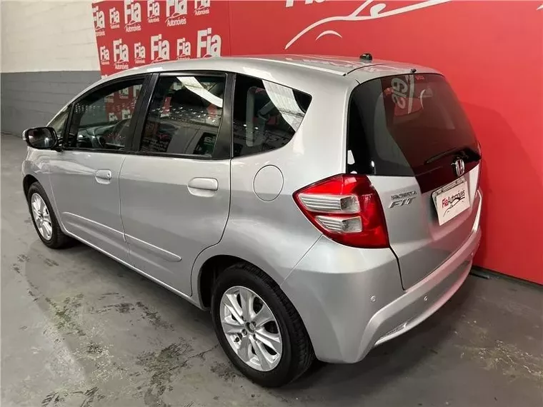 Honda FIT Prata 3