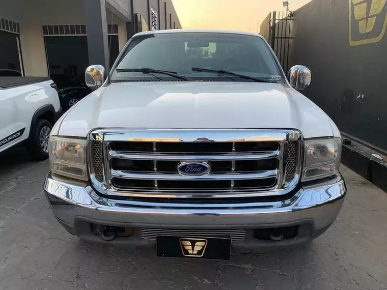 Ford F-250 Branco 6