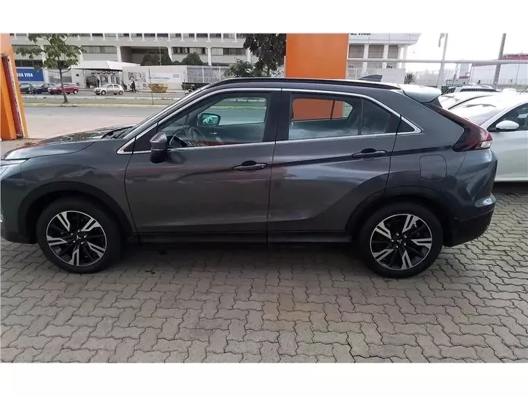 Mitsubishi Eclipse Cross Cinza 9